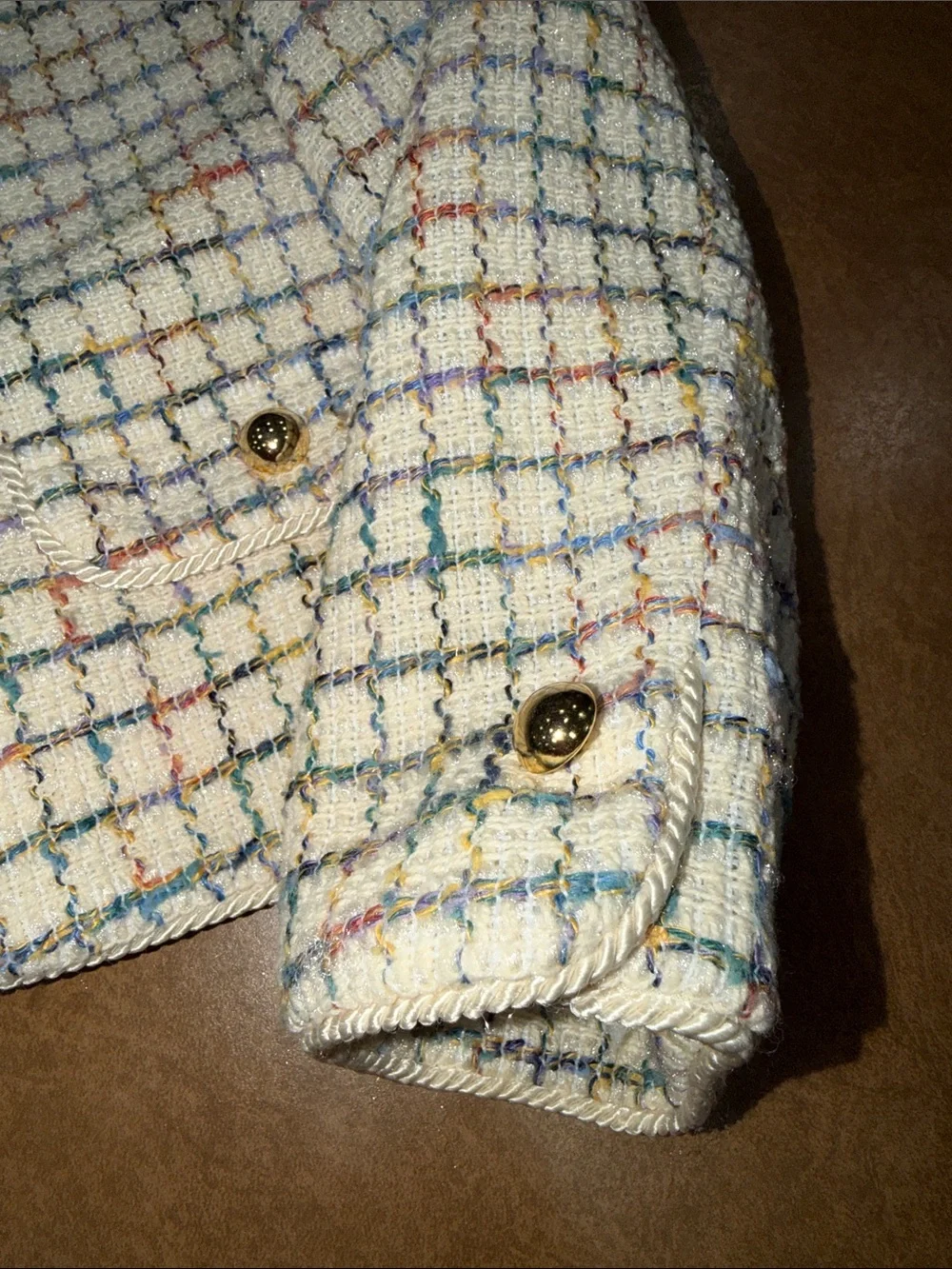 Henry Lee Ivory Tweed Two-Piece Skirt Suit Set with Multicolor Grid & Belt •10